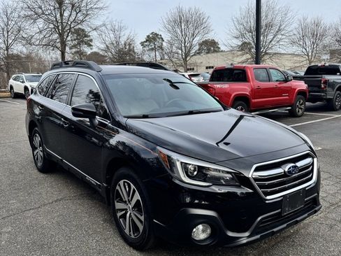 Used 2019 Subaru Outback 2.5i Limited w/ Popular Package #2 image 1