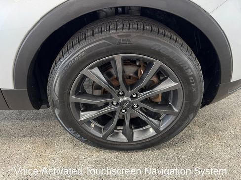 Used 2018 Ford Explorer XLT w/ XLT Appearance Package AWD/4WD image 25