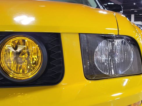 Used 2006 Ford Mustang GT RWD image 29