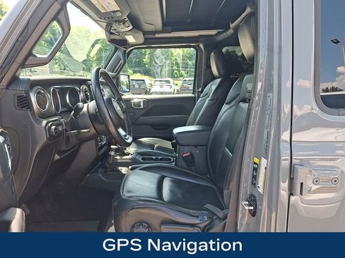 Used 2021 Jeep Wrangler Unlimited Sahara AWD/4WD image 2