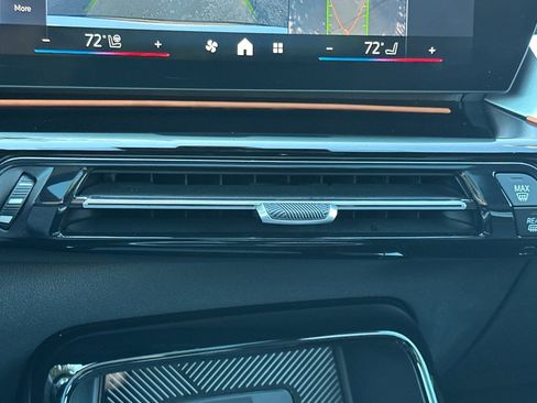 Used 2025 BMW X1 xDrive28i w/ Technology Package image 27