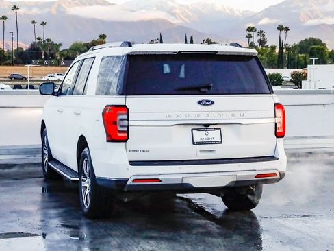 Used 2023 Ford Expedition Limited image 7