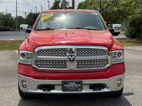 Used 2018 RAM 1500 Laramie w/ Convenience Group AWD/4WD image 2
