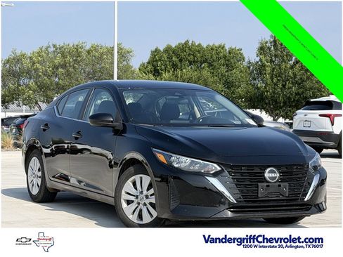 Used 2025 Nissan Sentra S FWD image 2