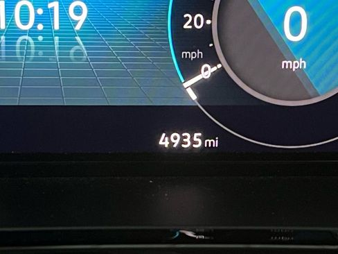 Certified 2025 Volkswagen Atlas SE image 20