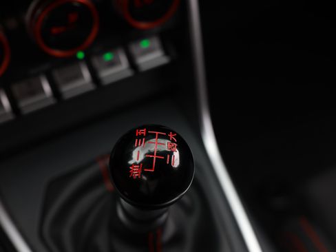 Used 2024 Subaru BRZ Premium RWD image 46