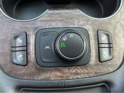 Certified 2023 GMC Acadia Denali FWD image 22