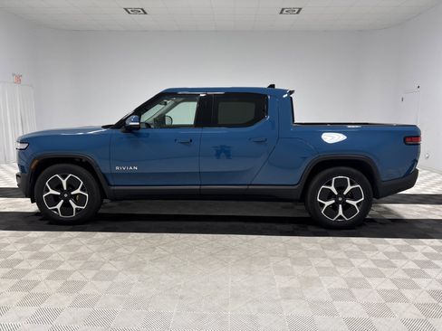 Used 2023 Rivian R1T Adventure image 2