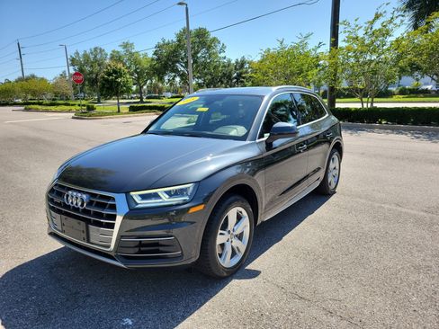 Used 2018 Audi Q5 2.0T Premium Plus w/ Premium Plus Package AWD/4WD image 8