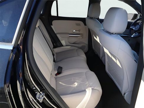 New 2026 Mercedes-Benz GLA 250 4MATIC image 20