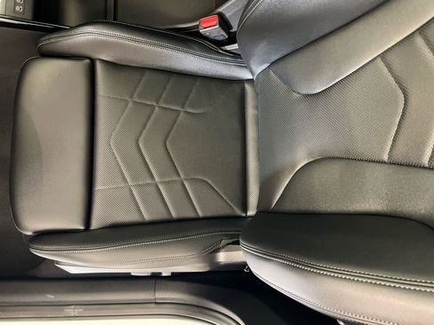 Used 2026 BMW X2 xDrive28i w/ Convenience Package image 24