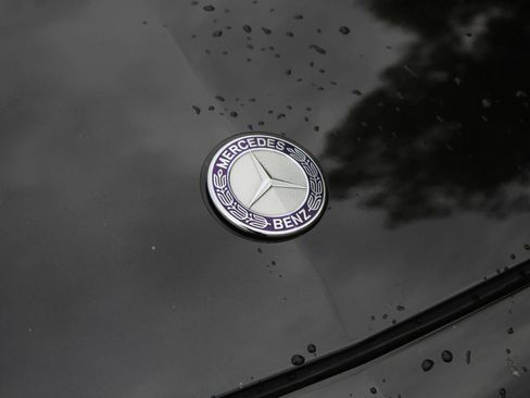 Used 2016 Mercedes-Benz E 350 4MATIC Sedan image 35