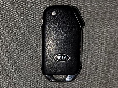 Used 2021 Kia Soul LX FWD image 32