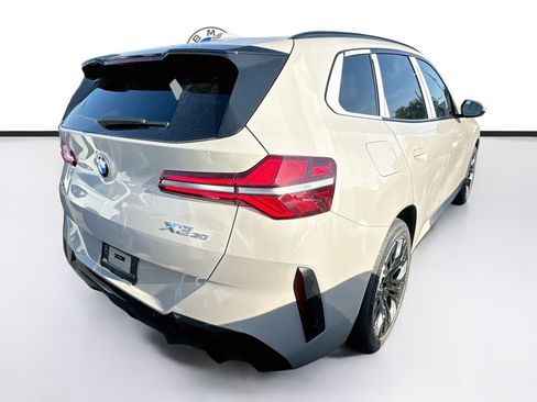 New 2026 BMW X3 xDrive30i w/ M Sport Package AWD/4WD image 4
