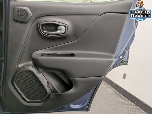 Used 2022 Jeep Renegade Limited w/ Sun, Sound & Wheels Group image 26