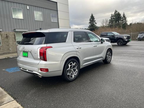 Used 2022 Hyundai Palisade Calligraphy image 6