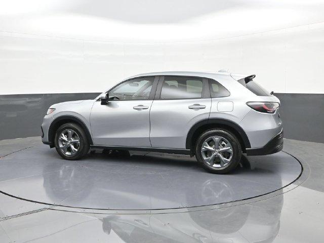 Certified 2026 Honda HR-V LX image 5