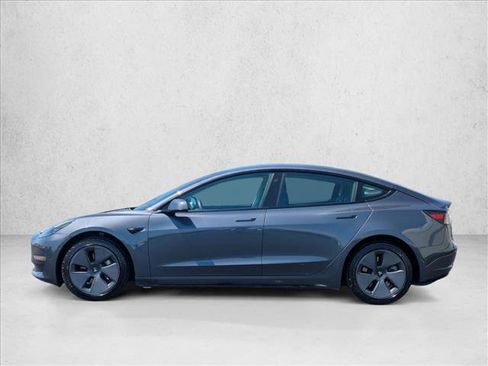 Used 2023 Tesla Model 3 Standard Range RWD image 9
