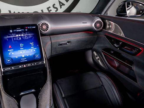 Used 2025 Mercedes-Benz AMG GT 63 image 8