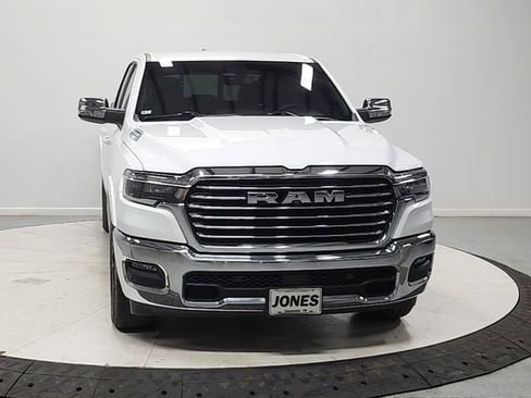 Used 2025 RAM 1500 Laramie AWD/4WD image 2