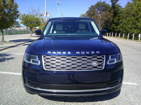 Used 2020 Land Rover Range Rover HSE image 15