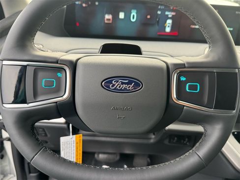 New 2025 Ford Expedition Max Active image 18