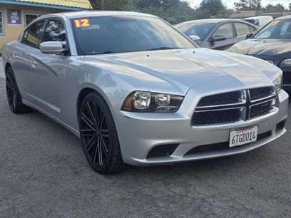 Used 2012 Dodge Charger SE w/ Connectivity Group