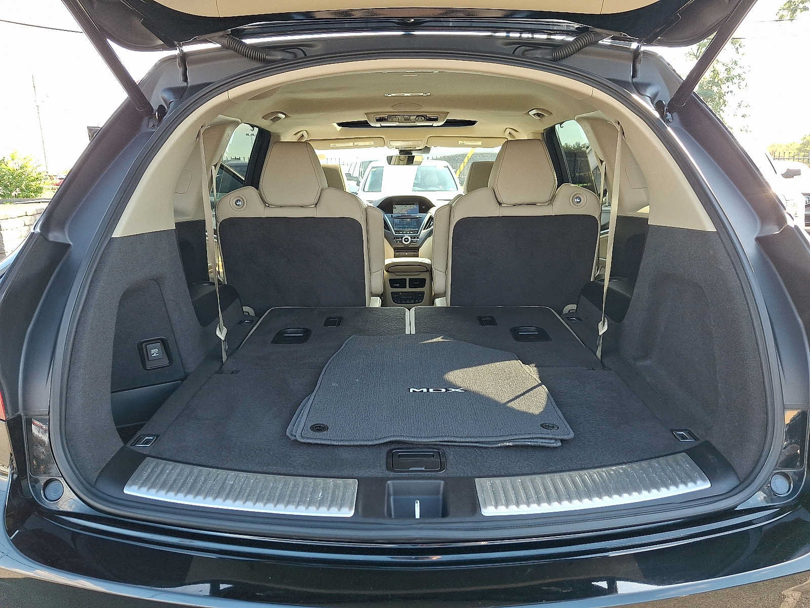 Used 2019 Acura MDX w/ Tech & Entertainment Pkg AWD/4WD image 28
