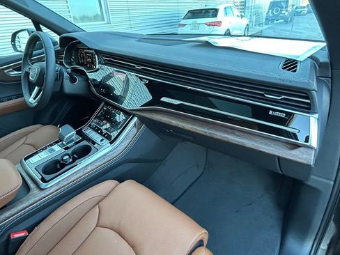 New 2026 Audi Q7 3.0T Prestige image 48