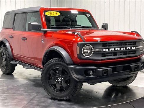 Used 2024 Ford Bronco Black Diamond AWD/4WD image 3
