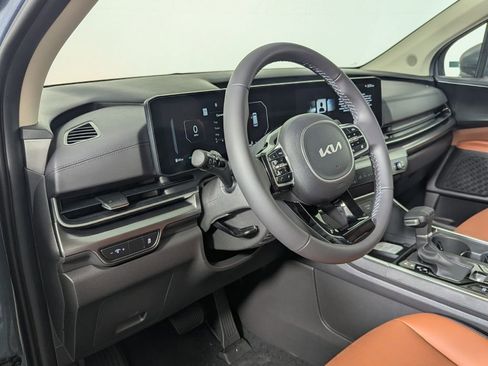 New 2026 Kia Carnival SX FWD image 11