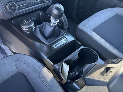 Used 2021 Ford Bronco Big Bend image 19