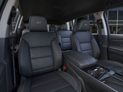 New 2026 Buick Enclave Sport Touring w/ LPO, Floor Liner Package FWD image 16