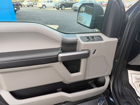 Used 2019 Ford F150 XLT w/ Equipment Group 302A Luxury image 8