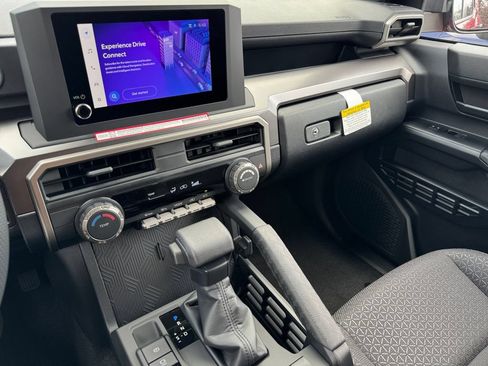 New 2026 Toyota 4Runner SR5 AWD/4WD image 29