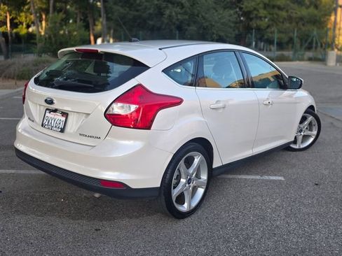 Used 2012 Ford Focus Titanium w/ Titanium Handling Pkg FWD image 26