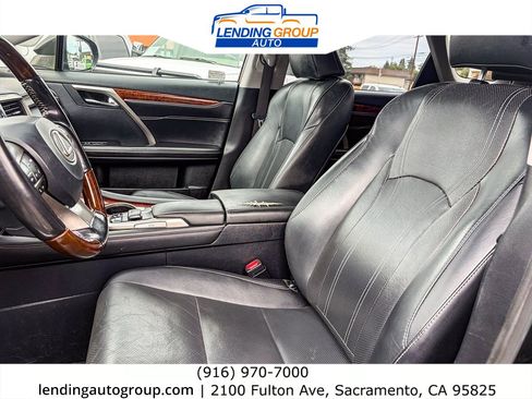 Used 2018 Lexus RX 450hL Premium w/ Premium Package AWD/4WD image 17