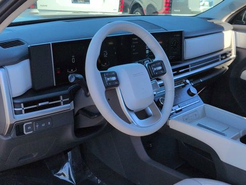 New 2026 Hyundai Santa Fe SE FWD image 10