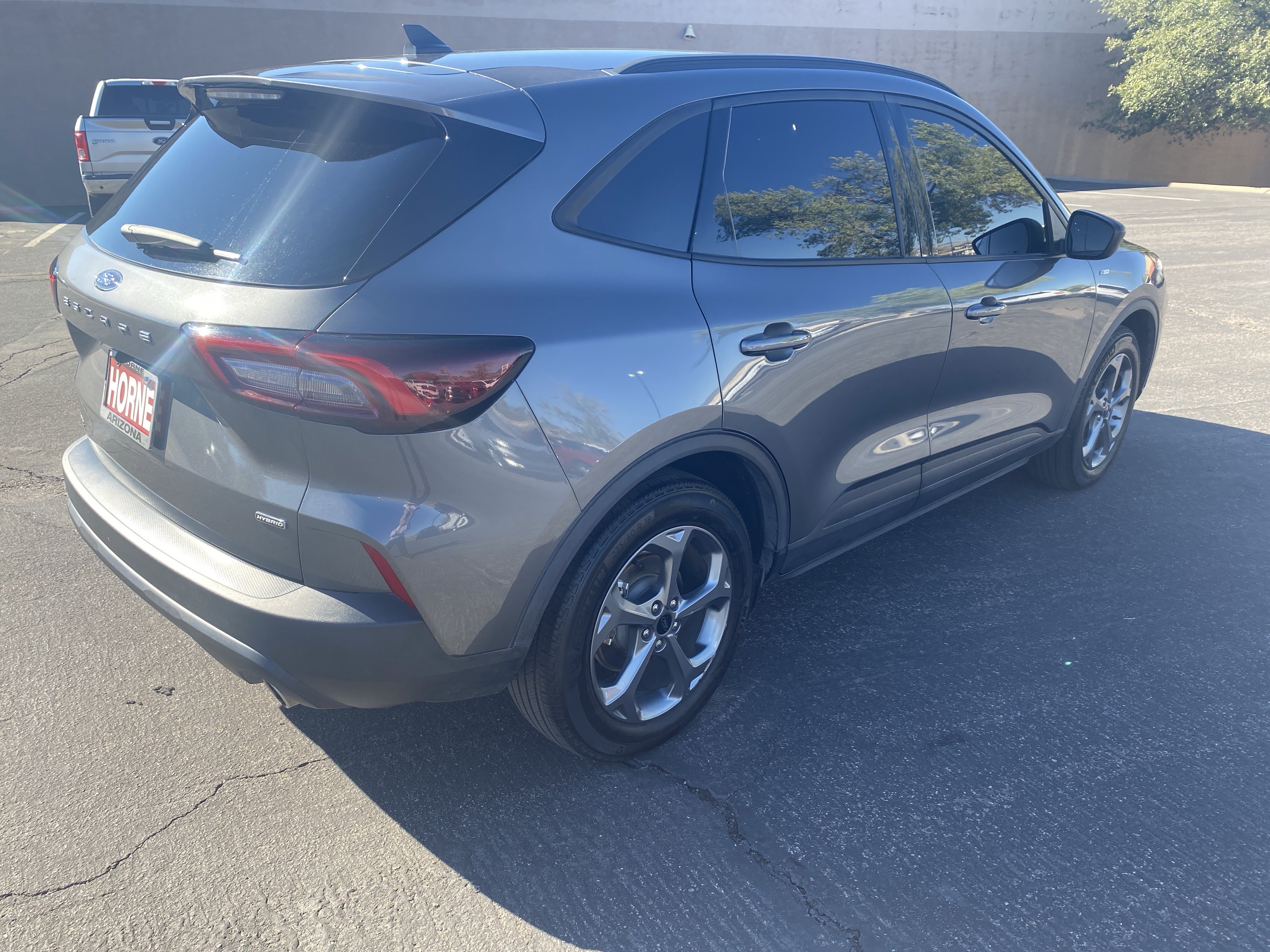 Used 2025 Ford Escape ST-Line w/ Equipment Group 301A FWD image 4