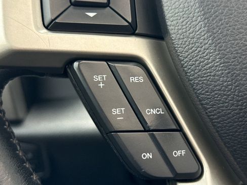 Used 2020 Ford F250 Lariat AWD/4WD image 30