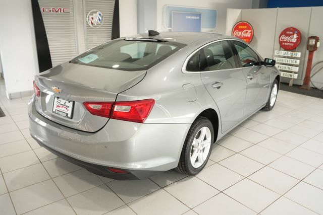 Used 2025 Chevrolet Malibu LS w/ Driver Confidence Package FWD image 7