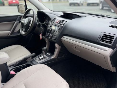 Used 2015 Subaru Forester 2.5i Limited w/ Popular Package #1 AWD/4WD image 16