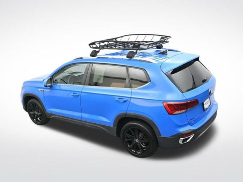 Used 2023 Volkswagen Taos SE w/ Black Wheel Package FWD image 25