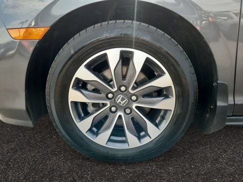 Used 2023 Honda Odyssey EX-L image 14