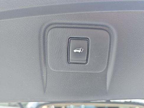 Used 2017 Nissan Murano SL FWD image 13