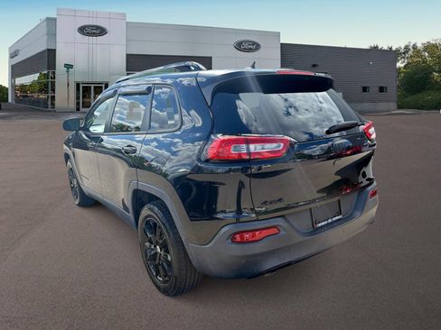 Used 2014 Jeep Cherokee Latitude w/ Cold Weather Group AWD/4WD image 7