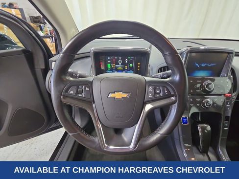 Used 2014 Chevrolet Volt FWD image 14