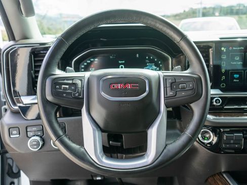 Used 2024 GMC Sierra 1500 Elevation AWD/4WD image 14