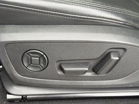 Used 2024 Audi Q3 2.0T Premium image 21