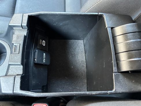 Used 2023 Toyota Corolla LE image 43